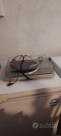 Giradischi con impianto stereo