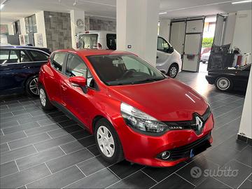 Renault Clio 1.2 16V 5 porte Dynamique Neopatentat