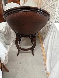 Poltrona etnica antica a 100 euro