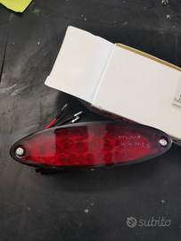 Fanalino post. A led con stop integrato