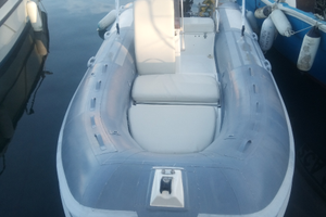 Sacs 4.90 con Suzuki df40