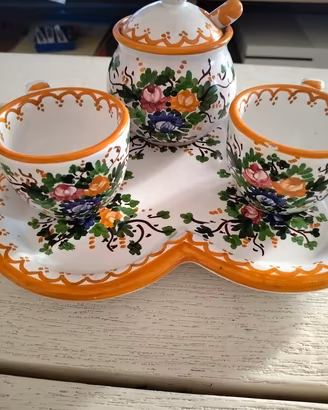 Set tazzine fatte e decorate a mano