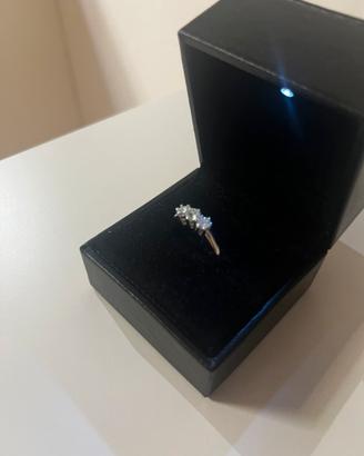 Anello in Oro 18kt Trilogy