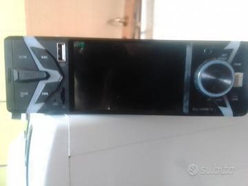 stereo e amplificatore con cavi 