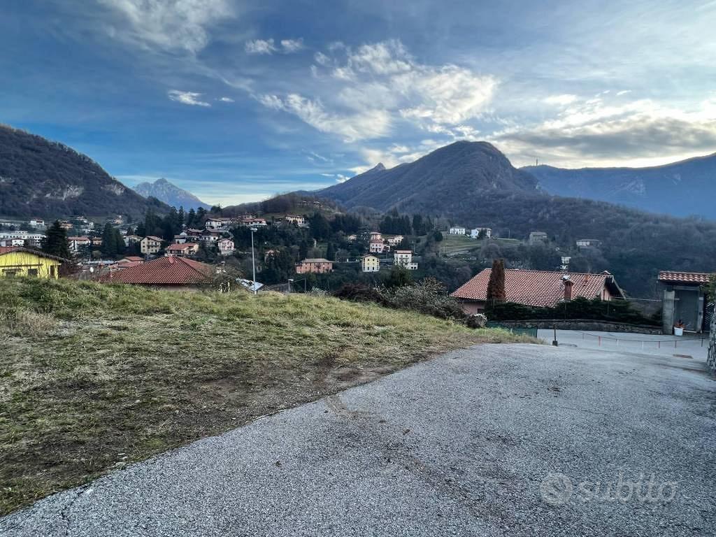 Terreno di 1000 m² a Asso - Vista 3
