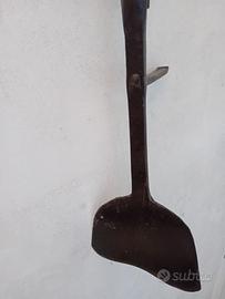 attrezzo per tagliare il fieno