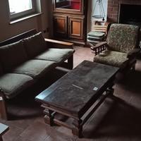 Divano (3 posti + poltrona in legno massello