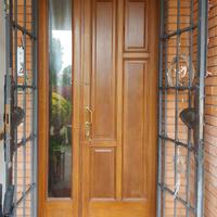 Porta d'ingresso di casa