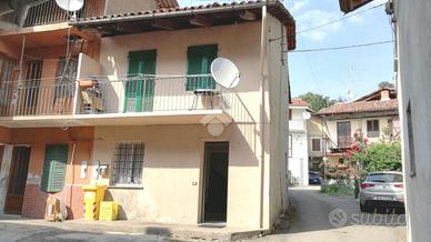 CASA SEMINDIPENDENTE A VIVERONE
