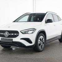 MERCEDES-BENZ GLA 180 Automatic Progressive Adva