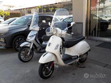 VESPA GTS 300 Super Anno