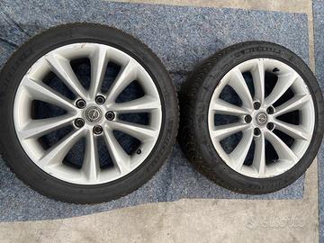 cerchi in lega opel Astra J 18" e gomme 235/45/18