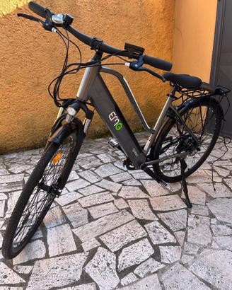 Bici emg queen electric moving green