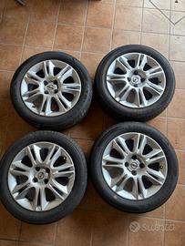 Cerchi in lega e gomme estive 195/55R16 87V