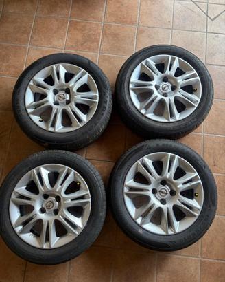 Cerchi in lega e gomme estive 195/55R16 87V