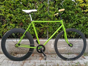 Bici scatto fisso