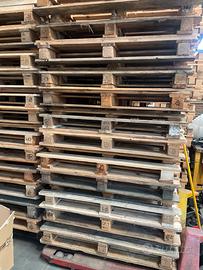Bancali In in legno usati da 120x 100