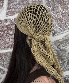 Bandana a rete in cotone lame’ dorata, crochet