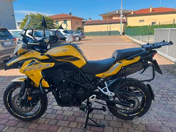 Benelli TRK 502X