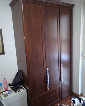Armadio in legno