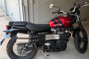 Triumph scrambler 900