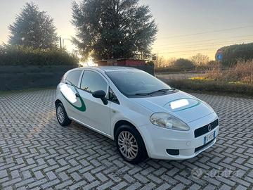 Fiat Grande Punto 1.3 MJT 75 3p.Van Actual 2pt