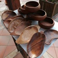 14 ciotole e vassoi in legno fatti a mano