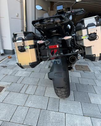 Givi trekker evo von attacchi gs 1300