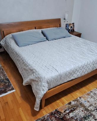 Letto matrimoniale 