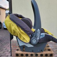 Seggiolino ovetto Peg Perego Tri fix