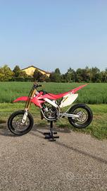 hm 77