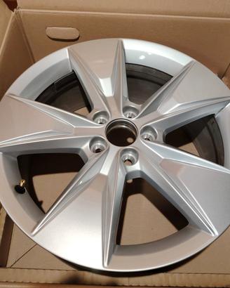 Cerchi 18" Volvo XC40 nuovi 