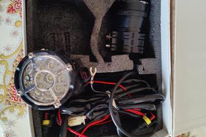 coppia fari frontali per moto e quad 