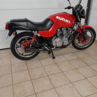 Suzuki katana 550