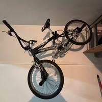 Bmx Maverik