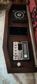 Mobile  vintage in legno  massiccio anni '70