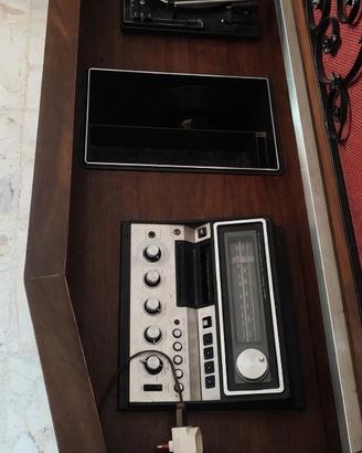 Mobile  vintage in legno  massiccio anni '70