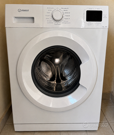 Lavatrice Indesit 9kg 1200 giri/buone condizioni