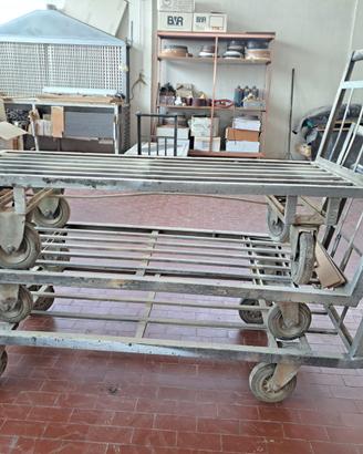 Carrello in ferro
