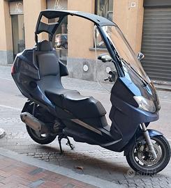 Piaggio Adiva 250