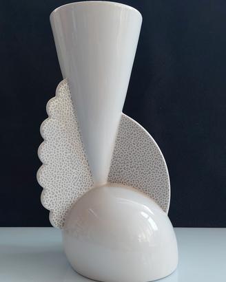 vaso Ladoga Matteo Thun per Memphis Milano 1982