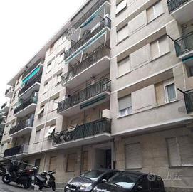 Immobile in asta di 54 m² con 2 locali a Genova