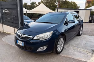 Opel Astra 2.0 CDTI 165CV 5 porte aut. Cosmo