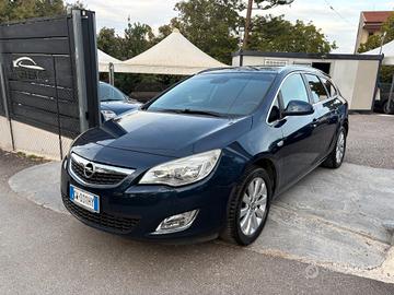 Opel Astra 2.0 CDTI 165CV 5 porte aut. Cosmo