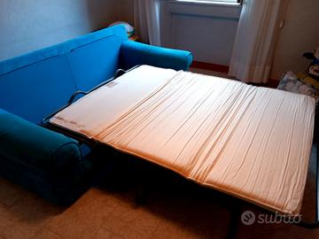 Divano letto matrimoniale