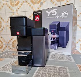 Macchina del caffé Illy Y5