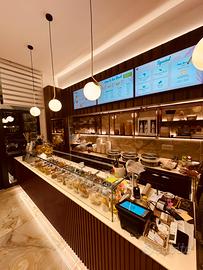 Arredo completo + cucina professionale - poke/bar