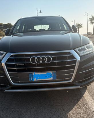 Audi Q5 2.0 TDI quattro Business Sport