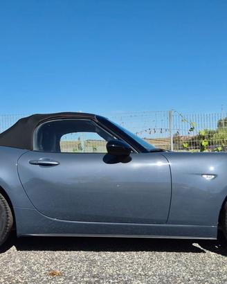 Mazda MX-5 1.5 Polymetal 132 CV 46.000km