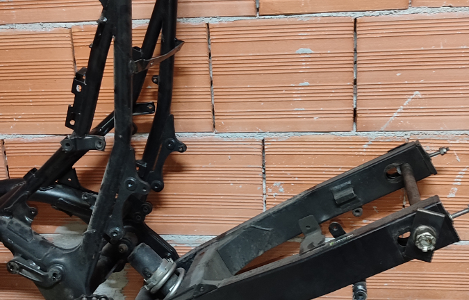 Telaio kawasaki z750 anno 2009 nudo vuoto